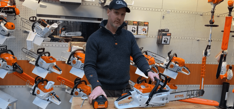 Stihl MSA 300 vs Stihl MS 261